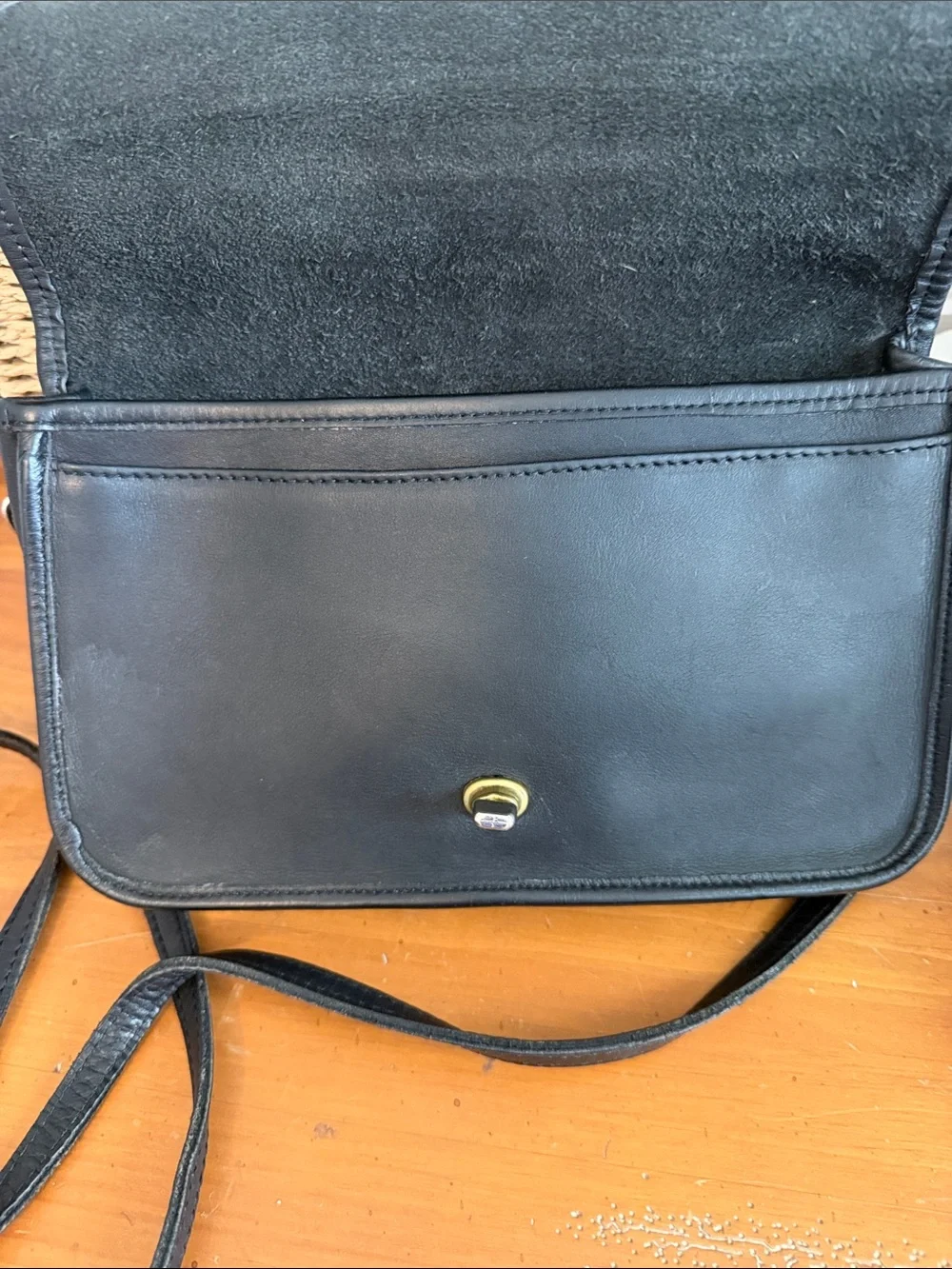 Classic Coach Black Leather Crossbody Bag with Turn-Lock
